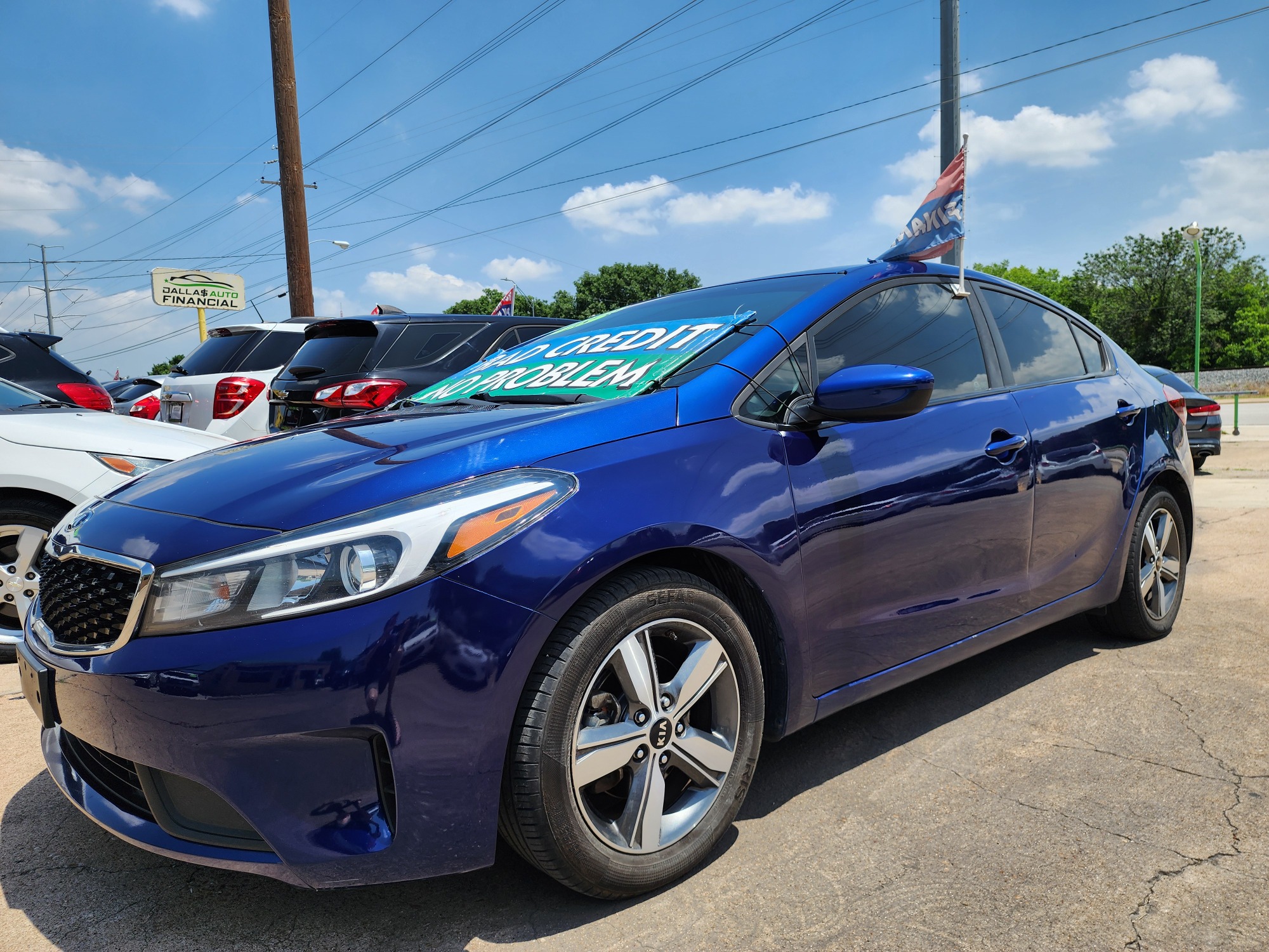 2018 BLUE /BLACK Kia Forte LX (3KPFL4A76JE) with an 2.0L L4 DOHC 16V engine, AUTO transmission, located at 2660 S.Garland Avenue, Garland, TX, 75041, (469) 298-3118, 32.885387, -96.656776 - Welcome to DallasAutos4Less, one of the Premier BUY HERE PAY HERE Dealers in the North Dallas Area. We specialize in financing to people with NO CREDIT or BAD CREDIT. We need proof of income, proof of residence, and a ID. Come buy your new car from us today!! This is a SUPER CLEAN 2018 KIA FORTE - Photo #7